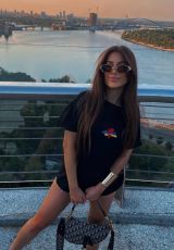 Миниатюра Индивидуалка Лолита  Центр города Фотография 